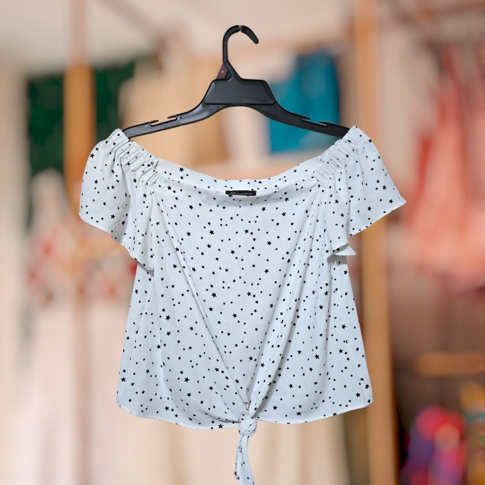 Women's Off-Shoulder Star Print Top